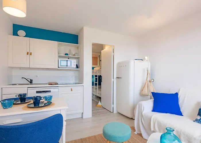 Les Coteaux De La Nartelle-34 By Interhome