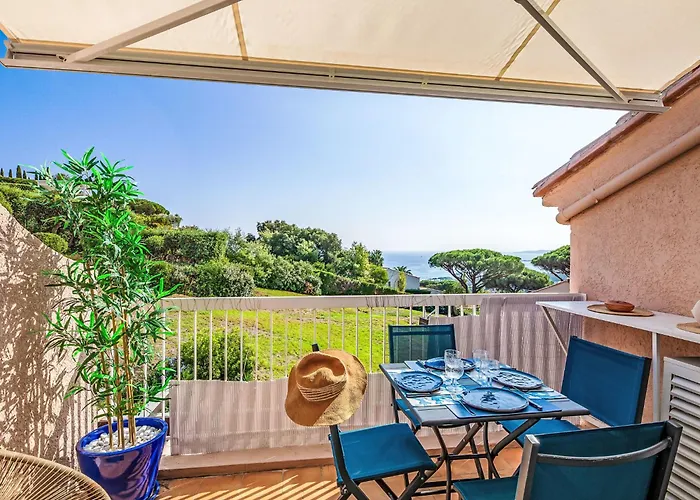 Les Coteaux De La Nartelle-34 By Interhome * Сент-Максим